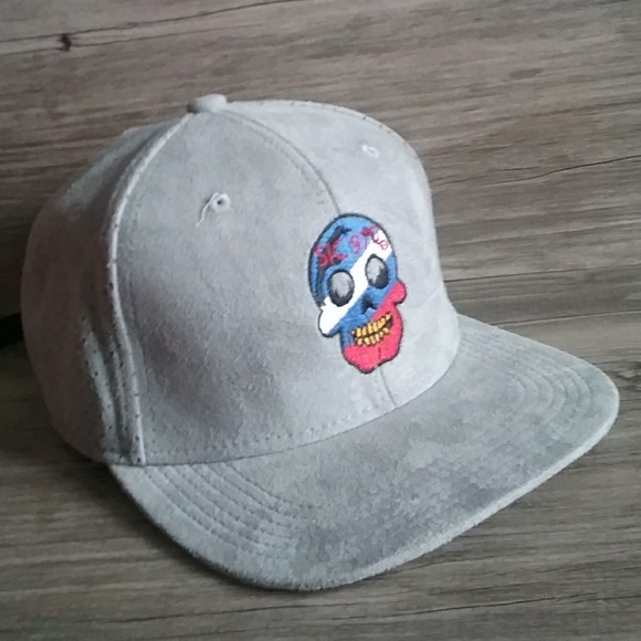 SIC970 cap with skull - Picture 2 of 7